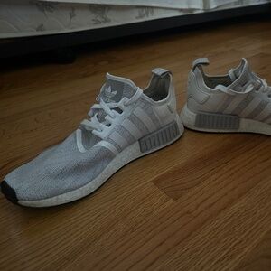 Adidas Running Shoes (Die Weltmarke Mit Den 3 - size: 12) | OPEN TO OFFERS!